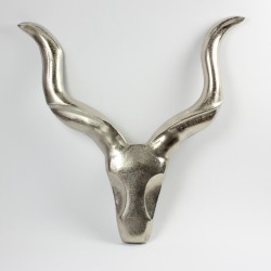 Antilope hoved i genbrugsaluminium